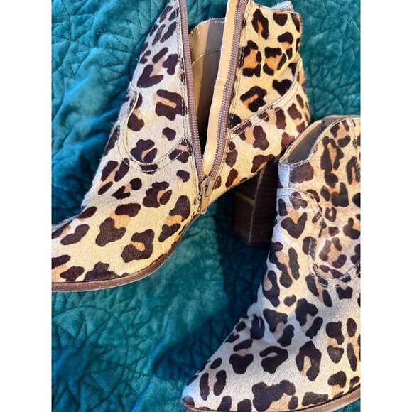 Steve Madden women’s size 8M cheetah Booties - Picture 3 of 12